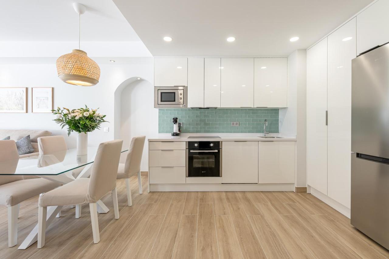 Brandnew Apartment By The Beach Марбелья Экстерьер фото