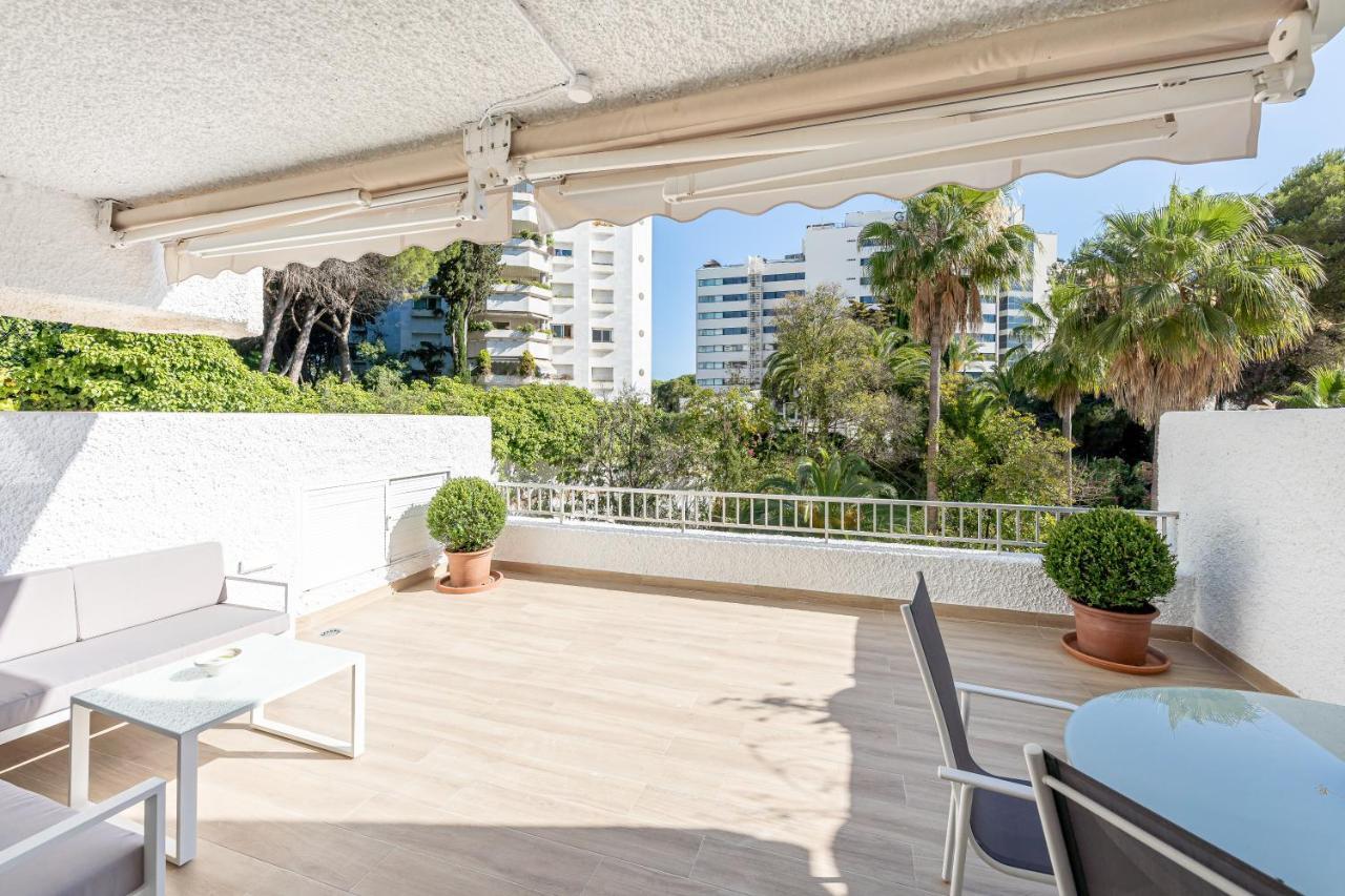 Brandnew Apartment By The Beach Марбелья Экстерьер фото